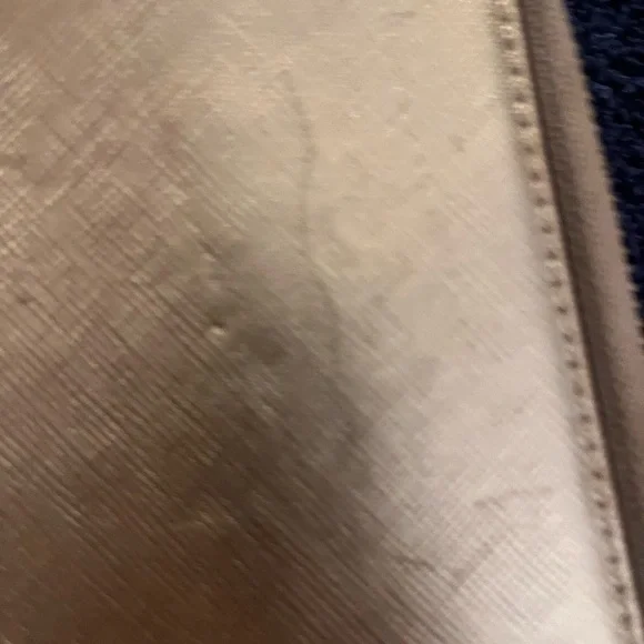 Kate Spade Gold Metallic Saffiano Leather Zip Around Wallet/Wristlet - Picture 7 of 14